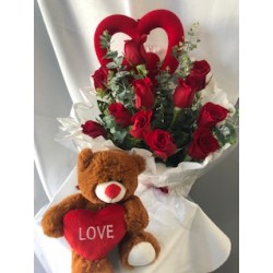 12 roses, teddy + heart