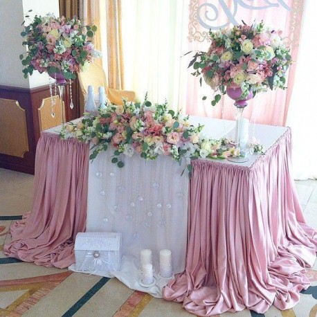 Bridal table flowers